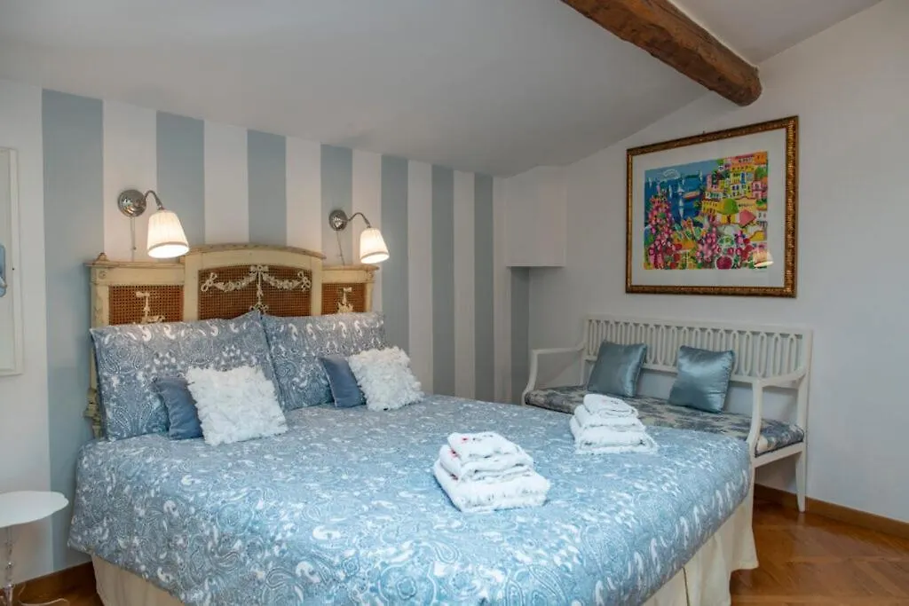 Romantic&Charming Apartments-1